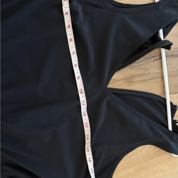 Jumpsuit with pockets - Picture 7 of 8